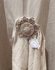 Coccole di Casa SET 2 NAPPETTE CON CALAMITA "FEBE" Bianco o Beige 10X1,5CM