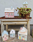 Isabelle Rose - Casa portatealight in ceramica azzurra