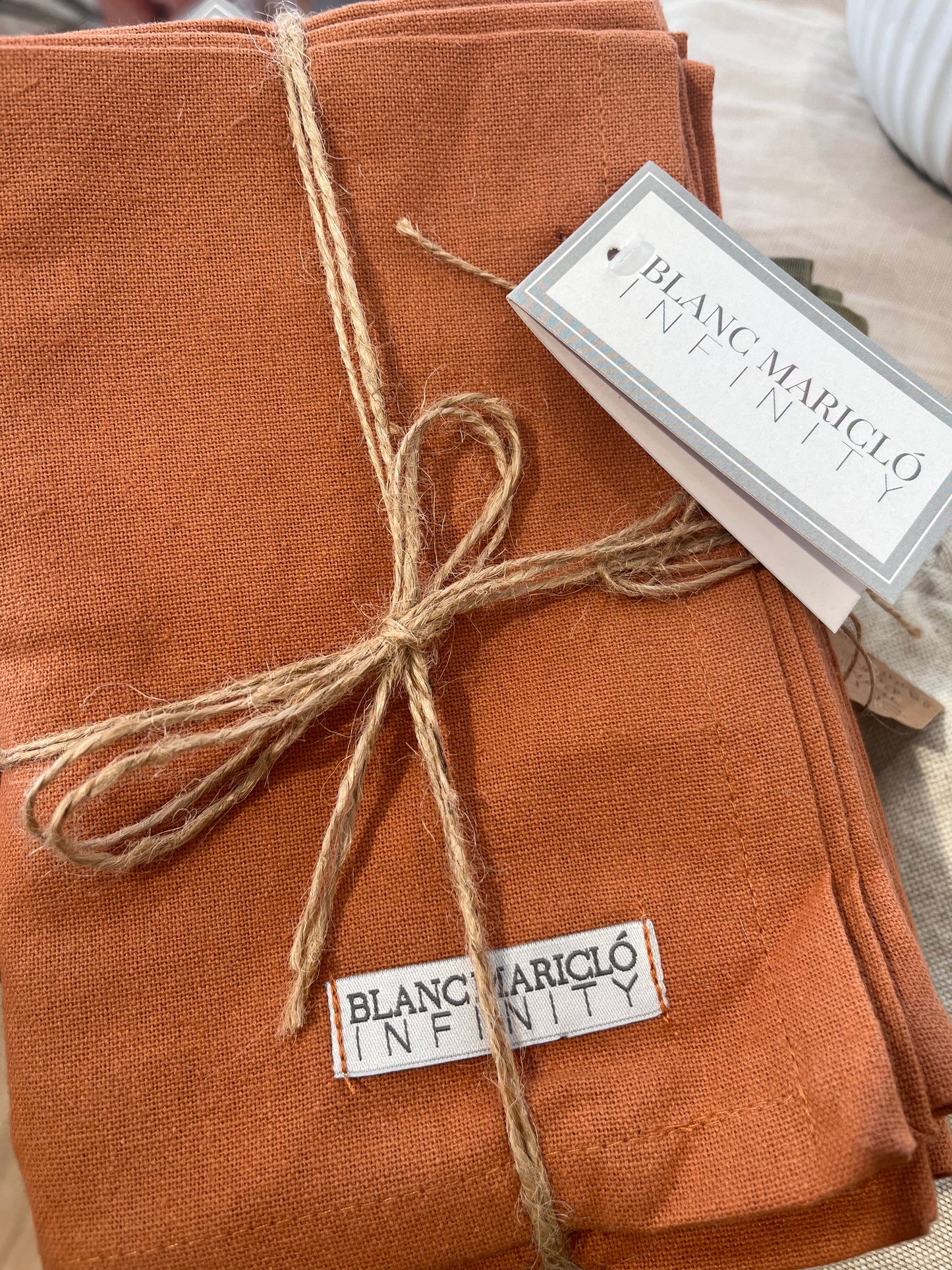 BLANC MARICLÒ Set 6 tovaglioli  New infinity Collection