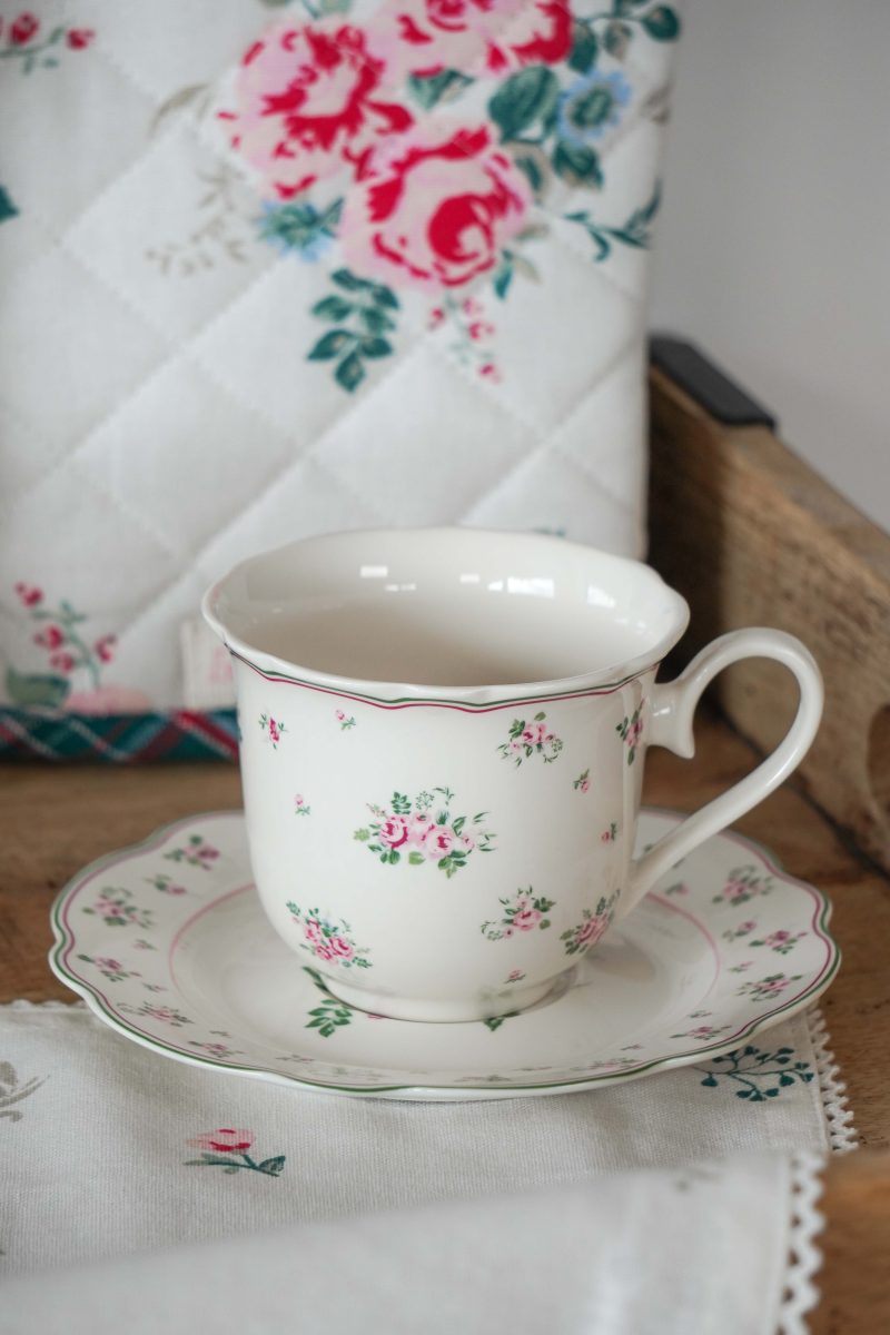 Isabelle Rose - Tazza in porcellana con piattino Lisa