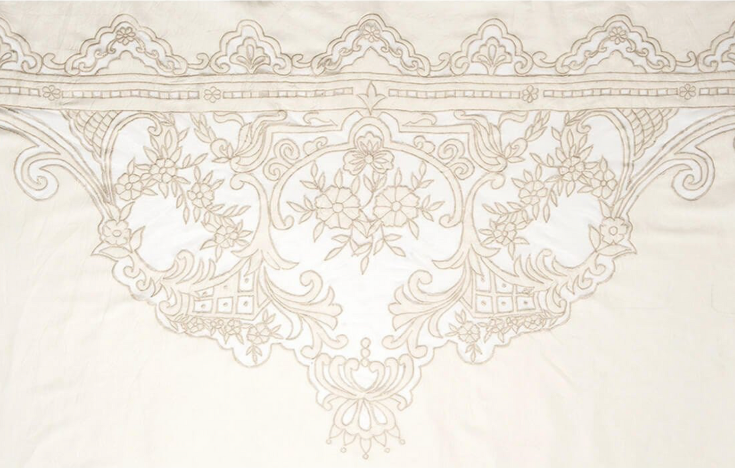 MATHILDE M. Tenda “Boudoir”
