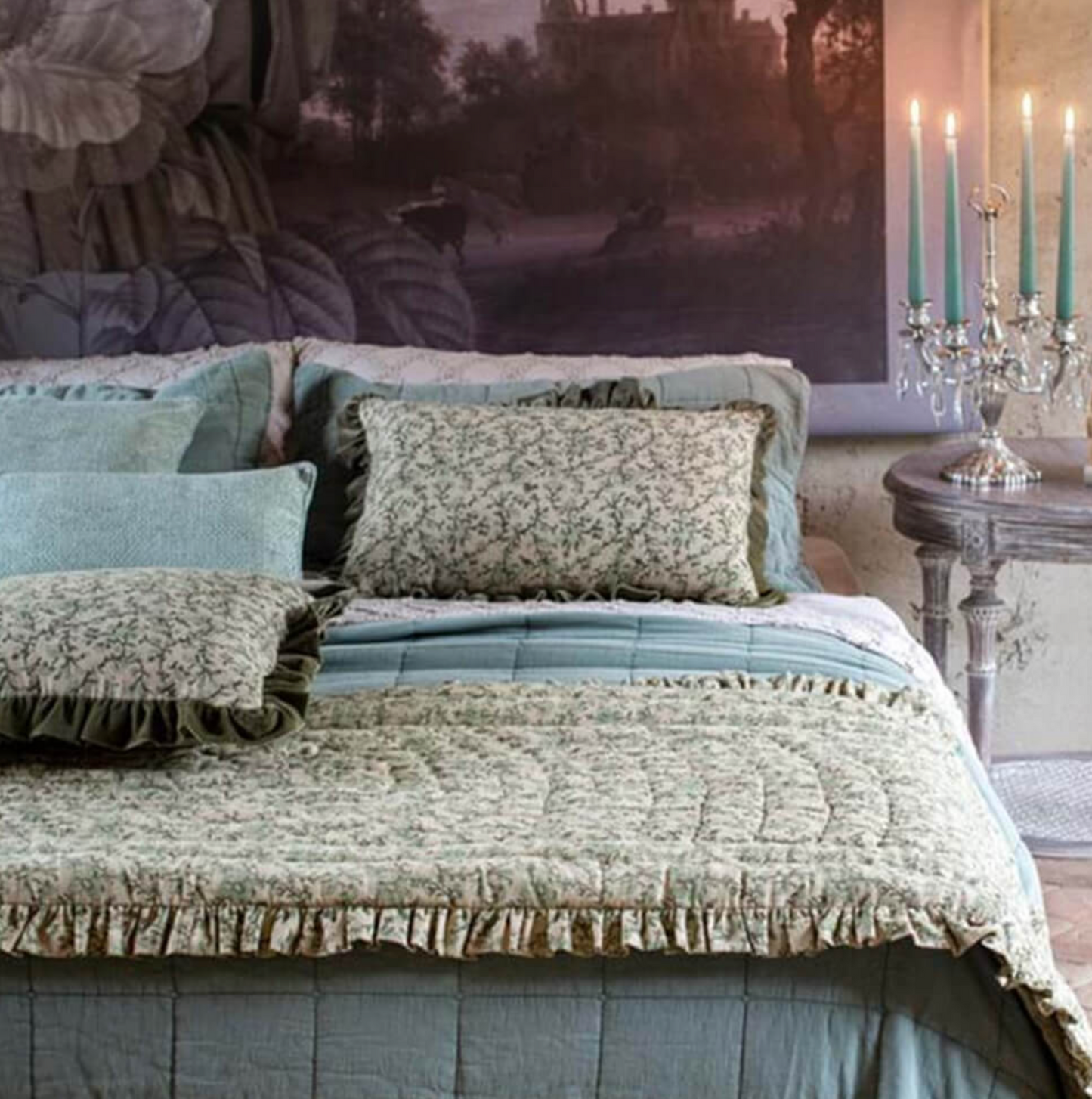 BLANC MARICLÒ -Cuscino Petali di Velluto