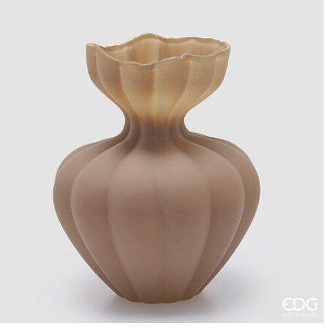 Vaso Flow EDG Enzo De Gasperi: design sinuoso in vetro per un home decor moderno ed elegante. Ideale per fiori o come scultura d'arredo. A Manfredonia Foggia
